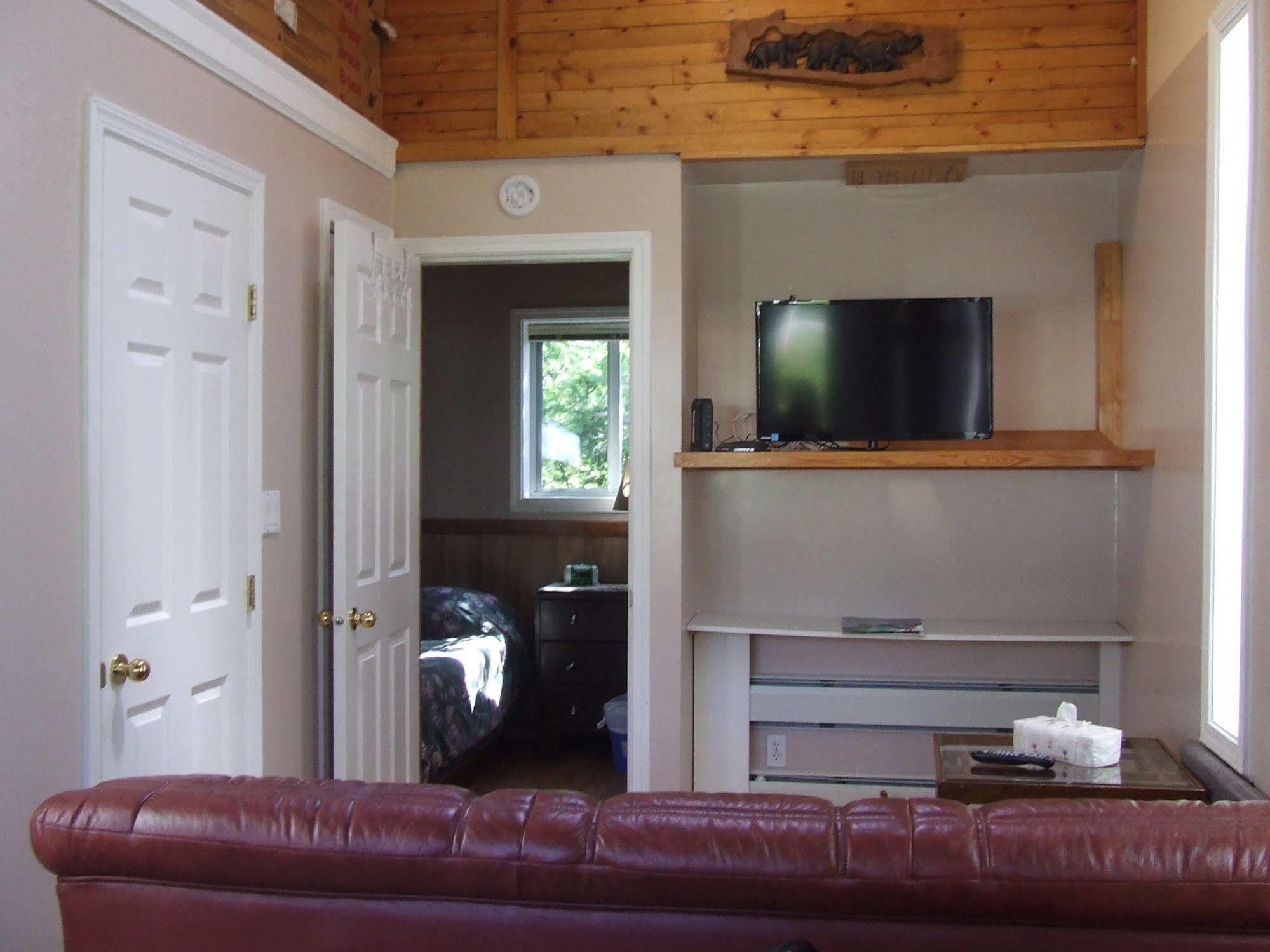 Oceanside Resort Powell River Extérieur photo